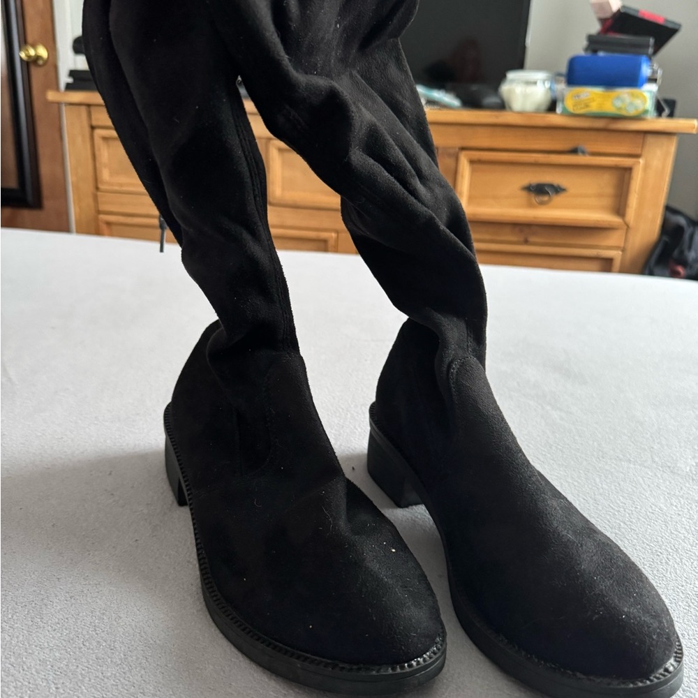 Elegant Black Women's Boots